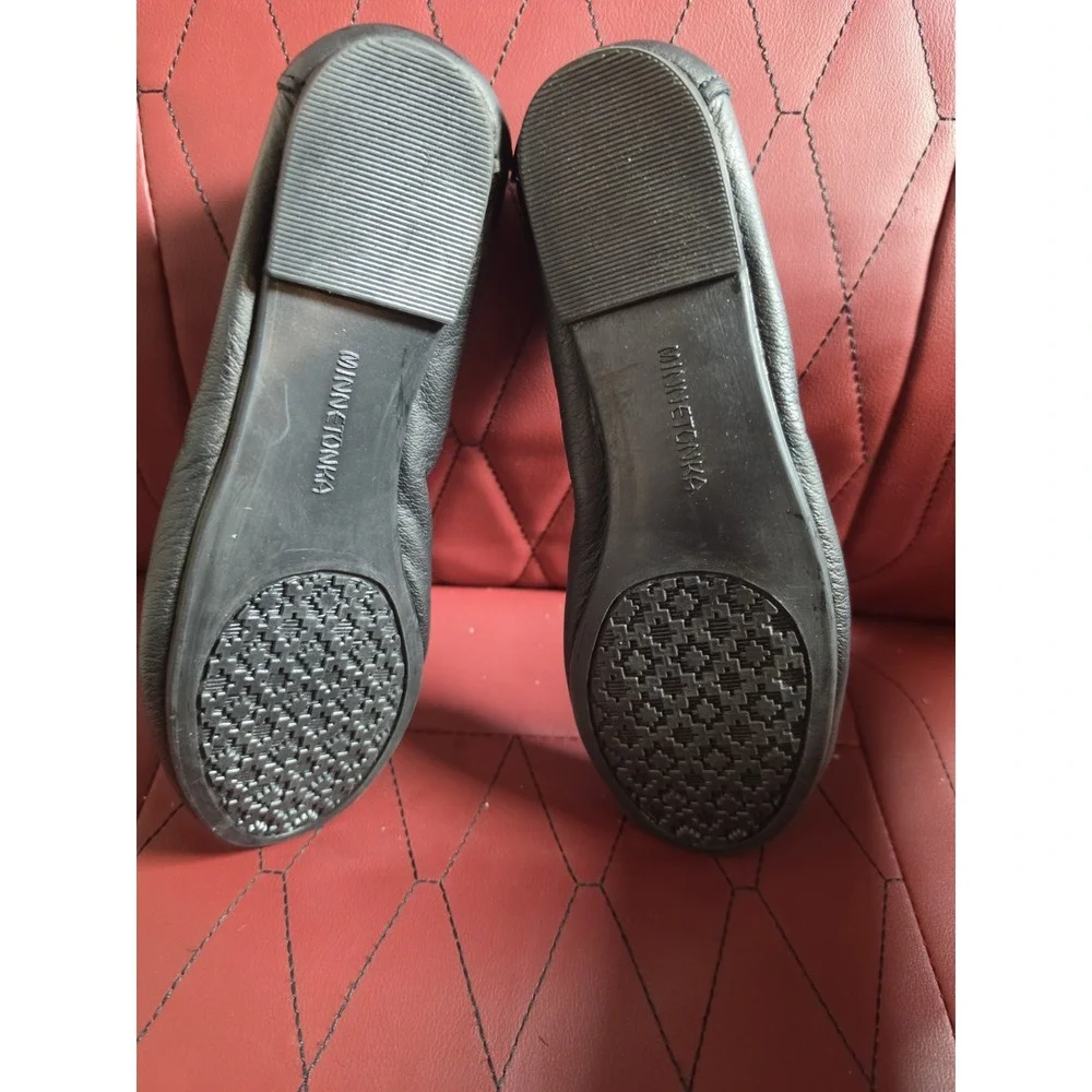 Minnetonka Leather Ballet Shoes - Anna Ballet Flat Women's Size 5 US